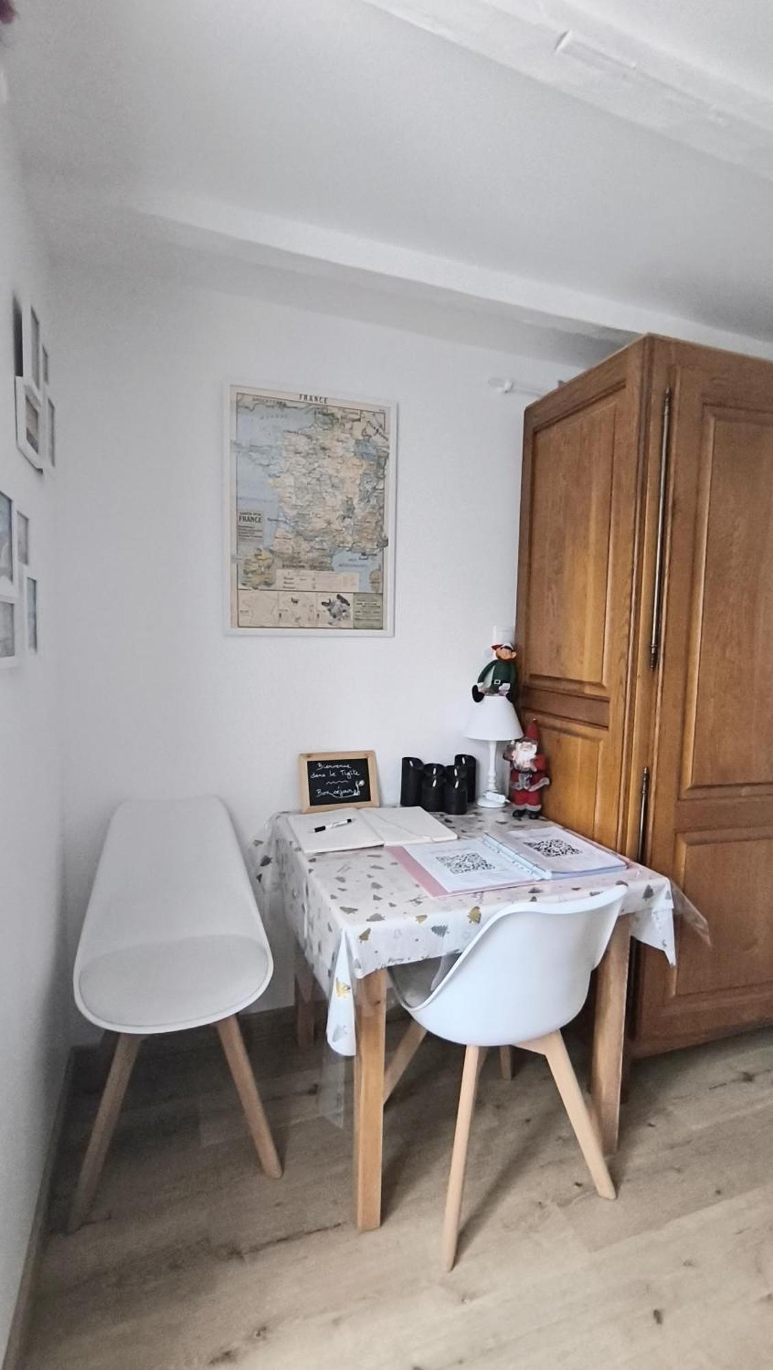 Le Tigite B&B: Private Terrace & Multi-Room Retreat Allaire Exterior photo